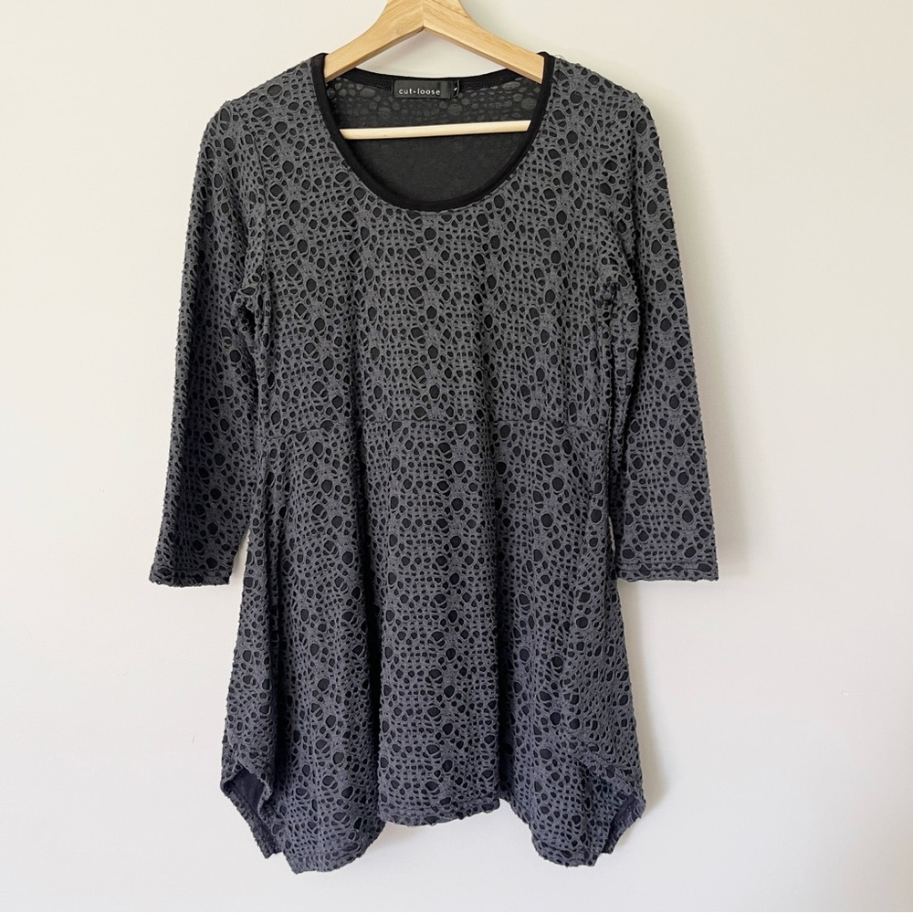 Cut Loose‎ Top Size Small Tunic Net Textured Gray Black Grunge Goth Artsy